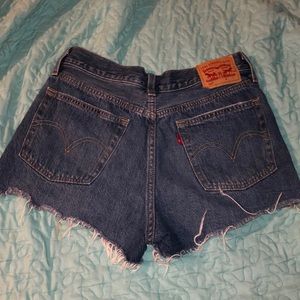high rise Levis shorts